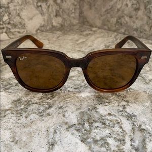 Ray-Ban Meteor Sunglasses